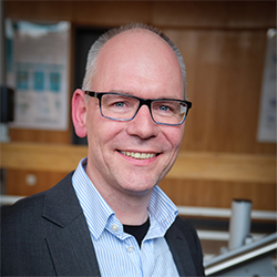 Prof. Dr. Holger SCHÖNHERR